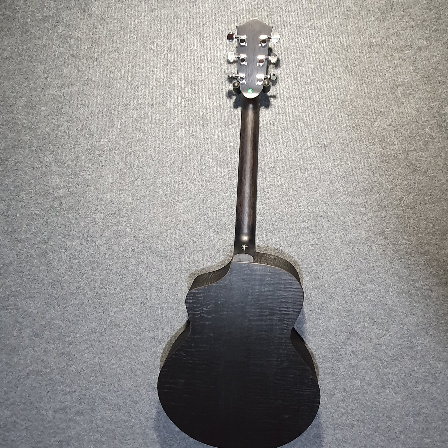 Chord CN6-BKQ 'Nomad' Electro-Acoustic Guitar