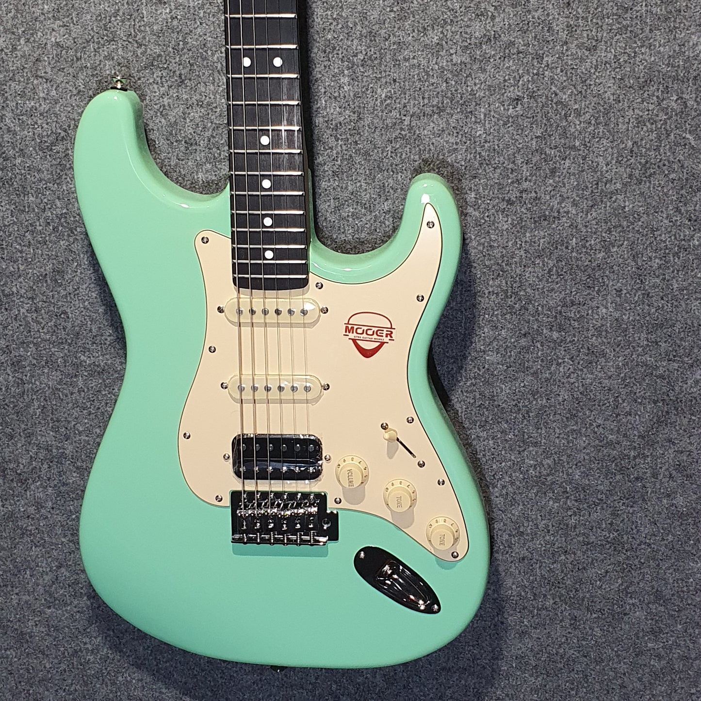 Mooer MSC10 Pro Electric Guitar