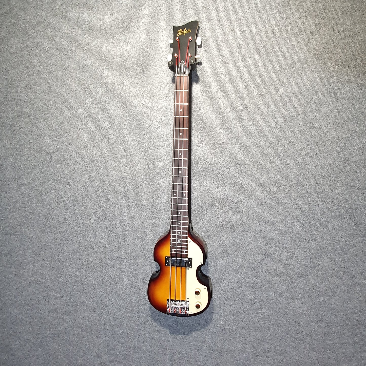 Hofner HCT Shorty Violin Bass - Sunburst