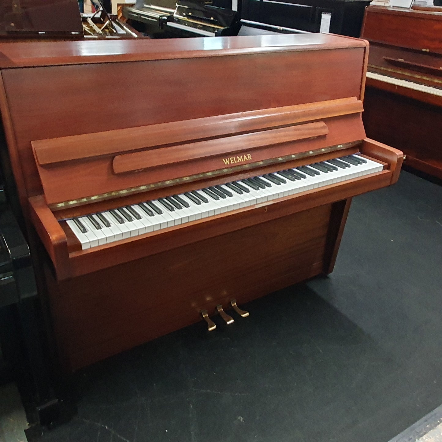 Welmar Upright