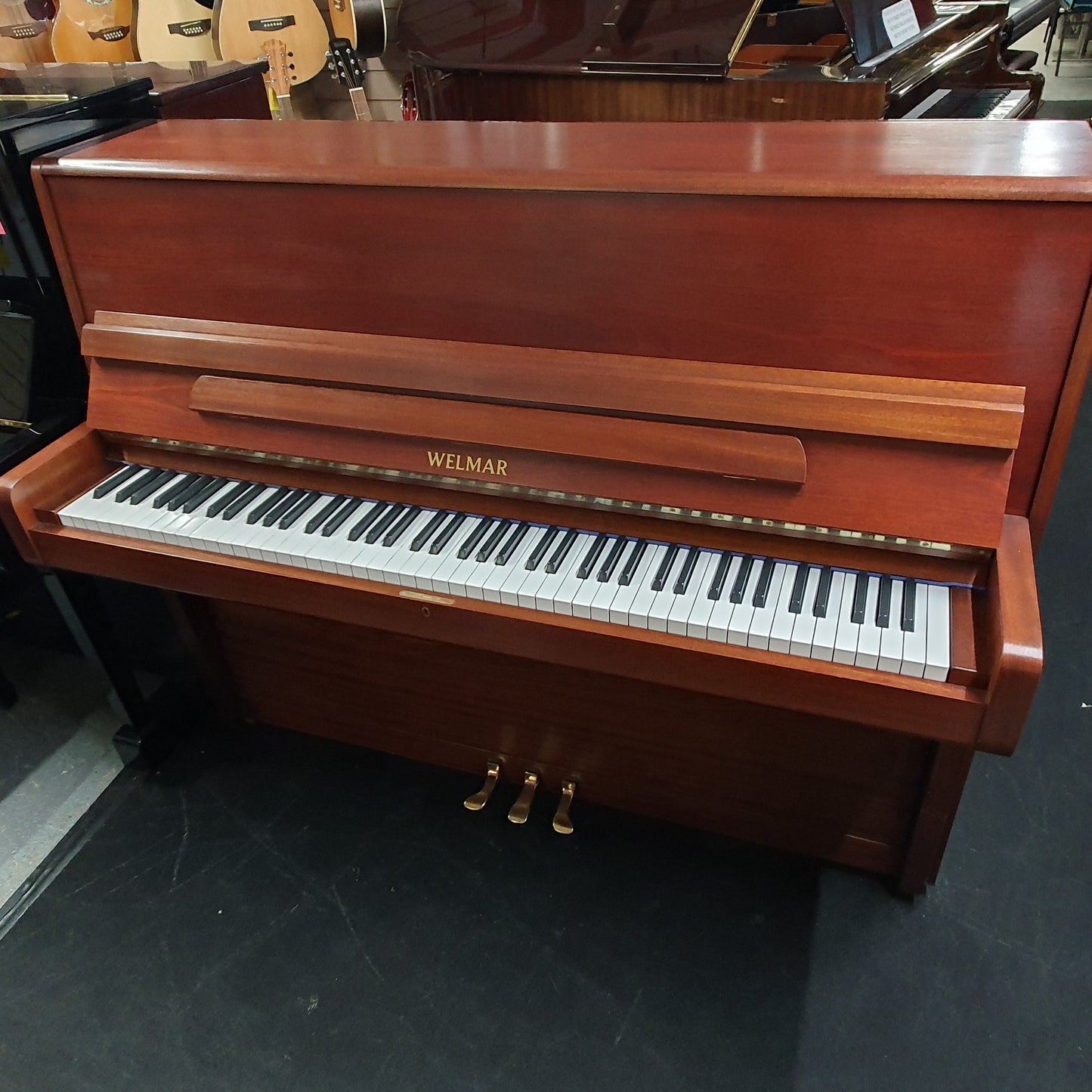 Welmar Upright
