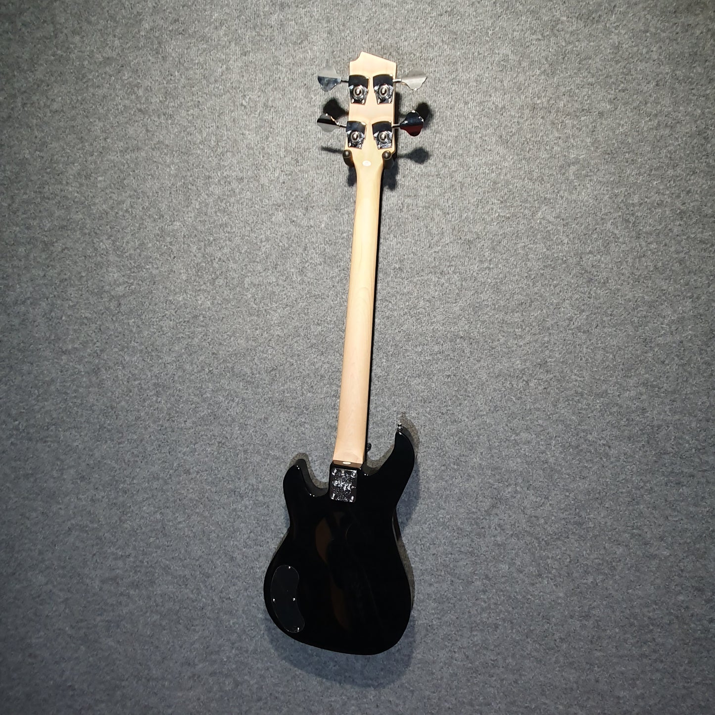 Stagg'Silveray' P-Funk Bass Guitar