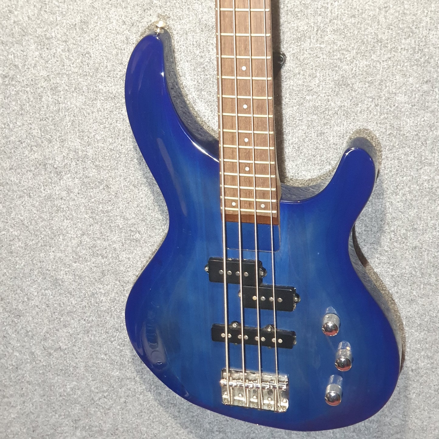 Aria Bass Guitar