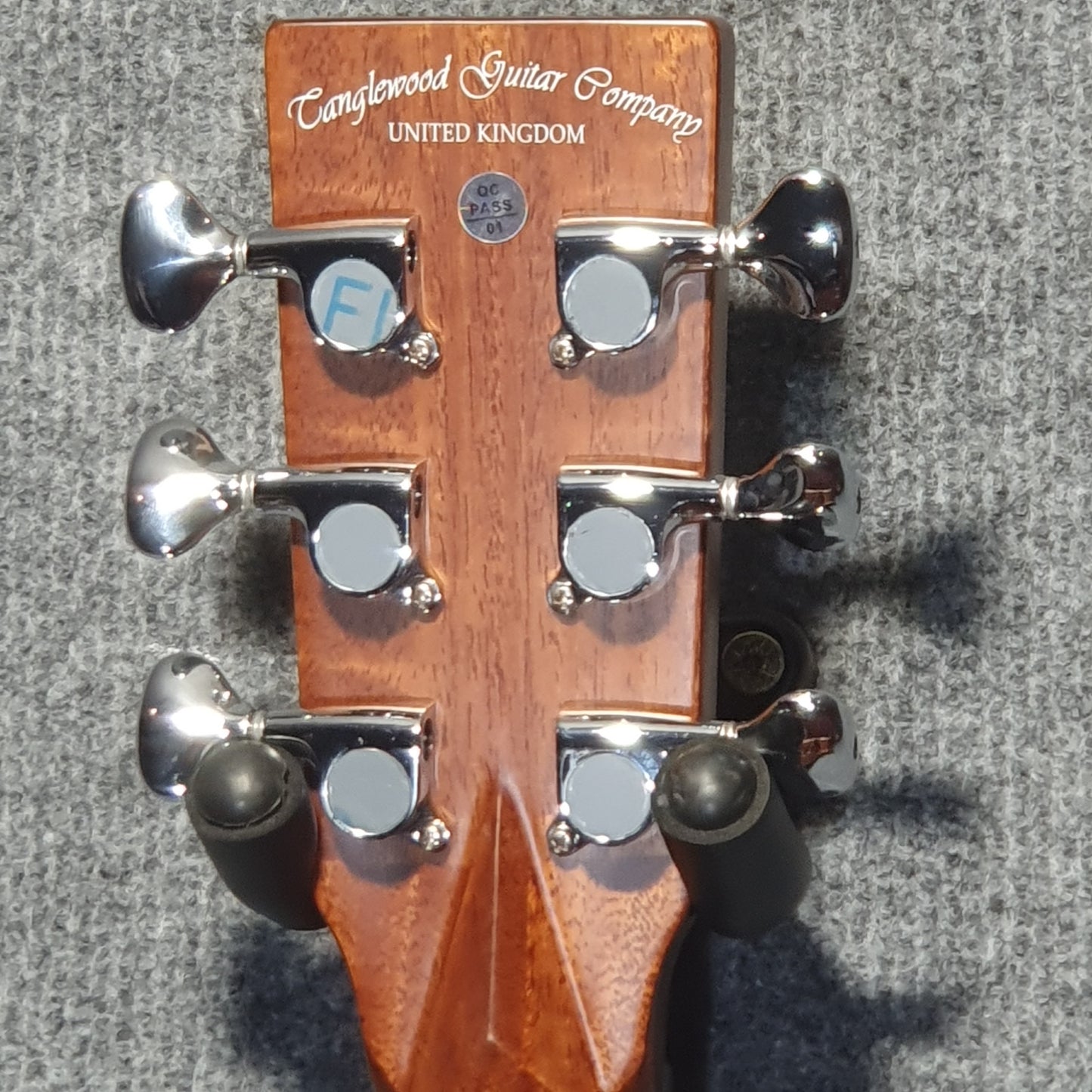 Tanglewood TP4CE Premier Superfolk Electro Acoustic Guitar