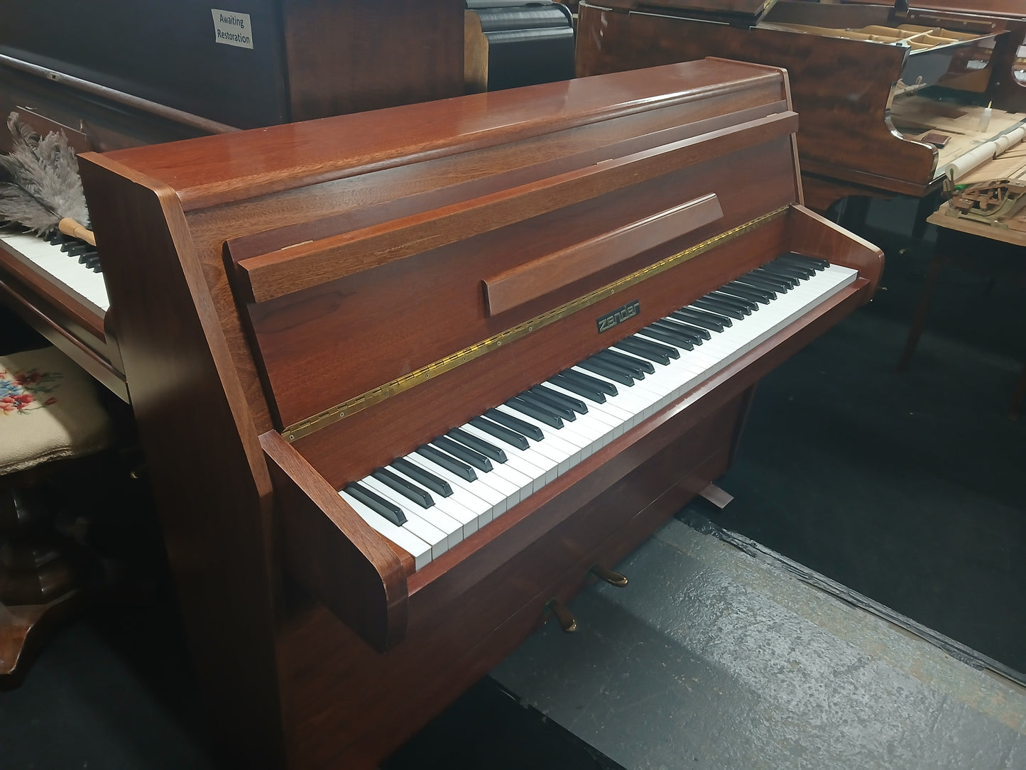 Zender Upright Piano