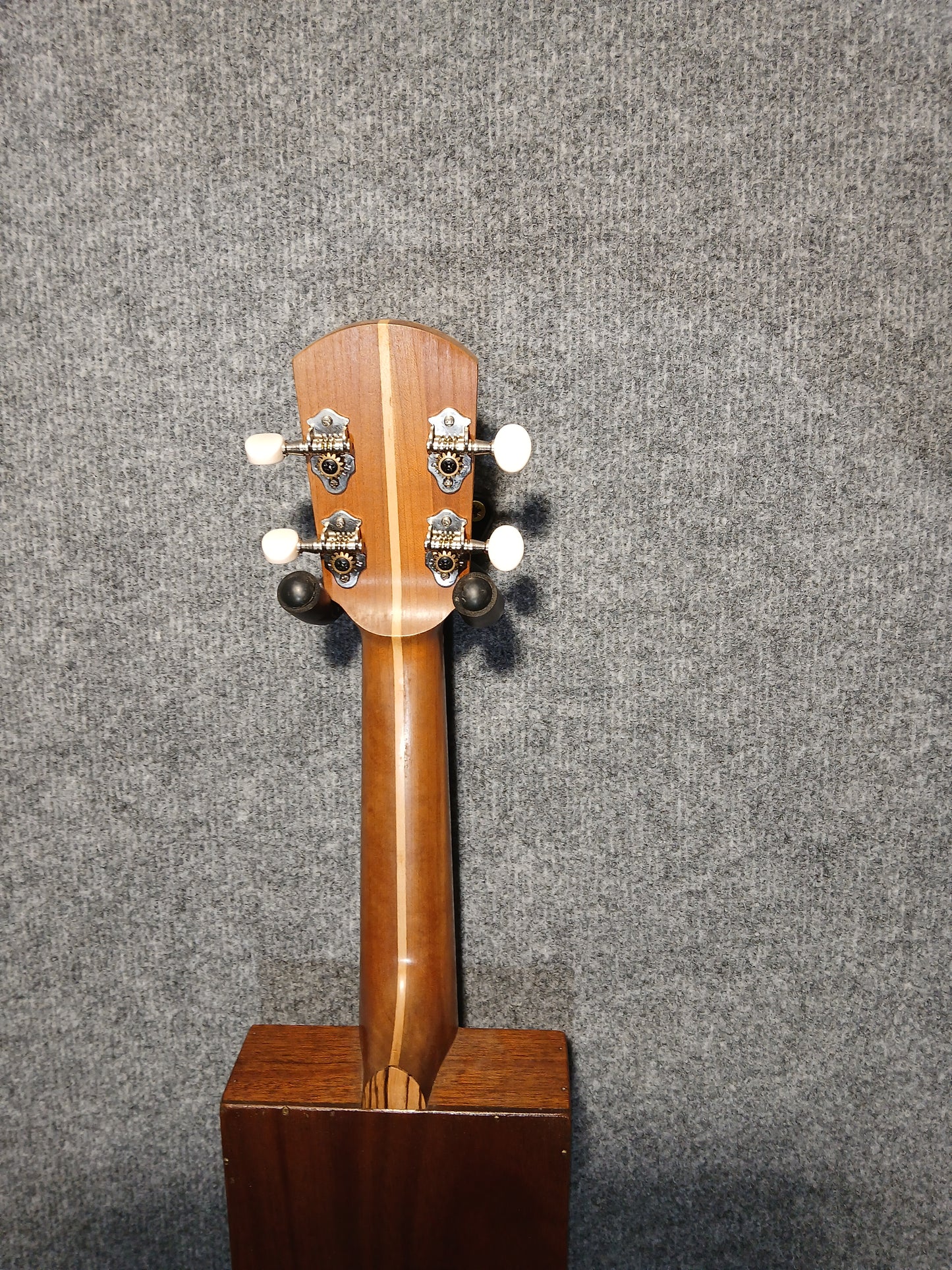 Cigar Box Electro Ukulele