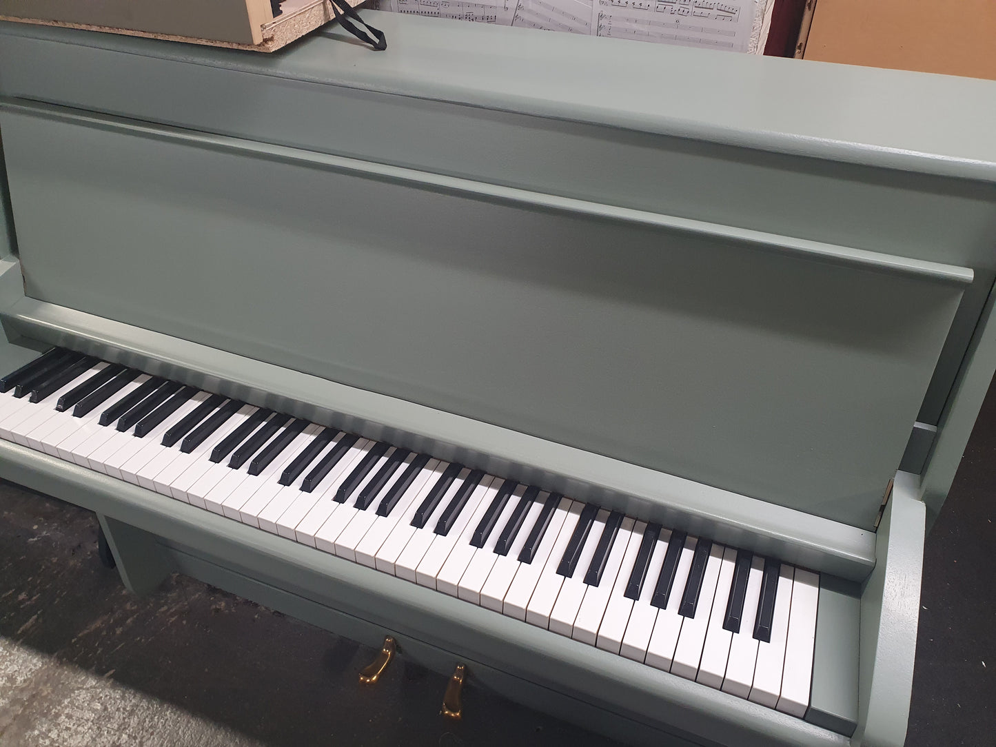 Bentley 6 Octave Upright Piano