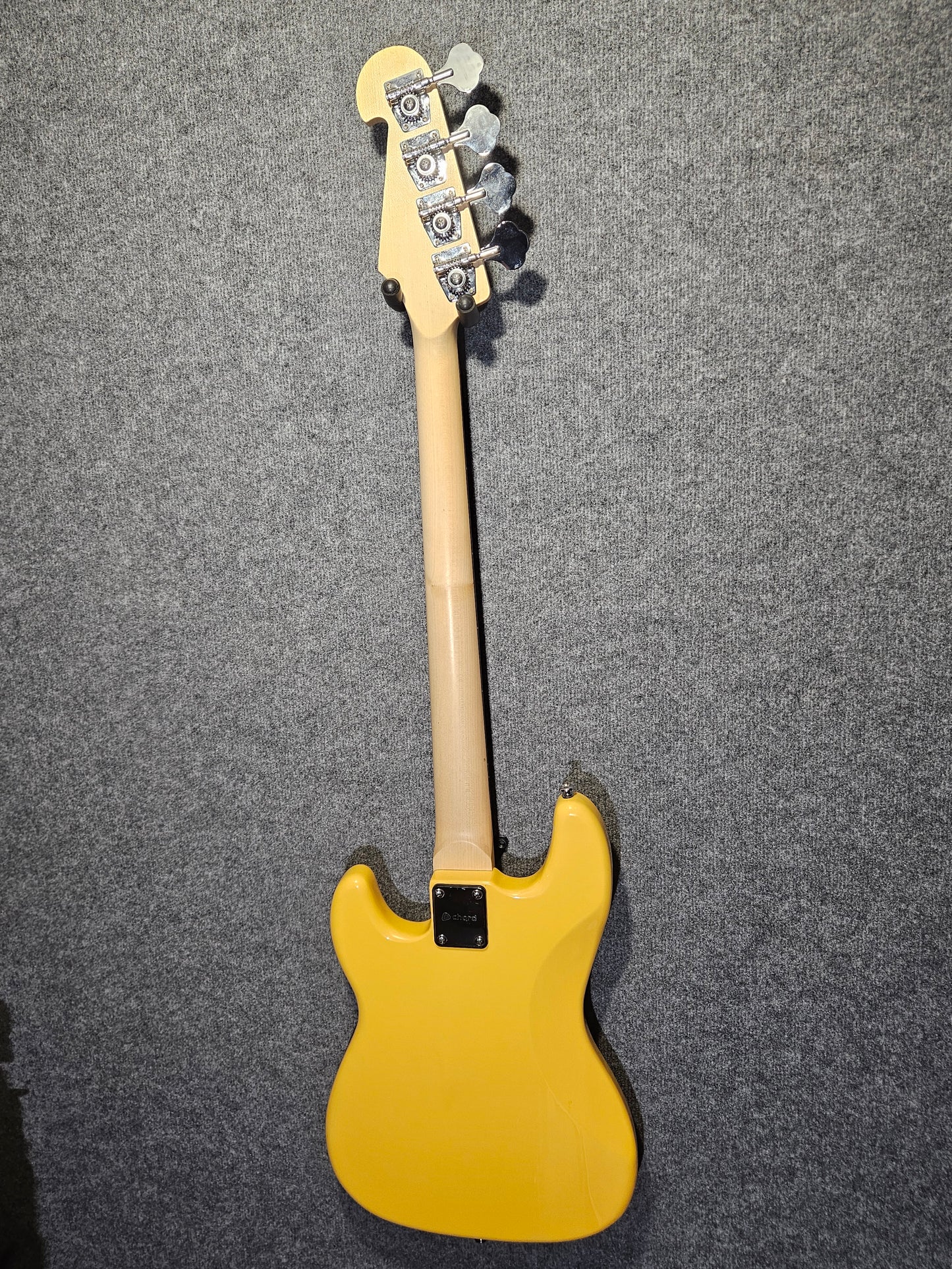 Chord P-Style Bass Guitar
