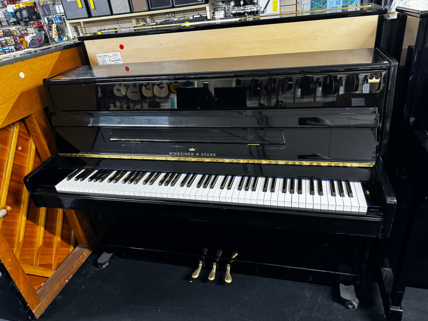 Schreiner & Sohne Upright Piano
