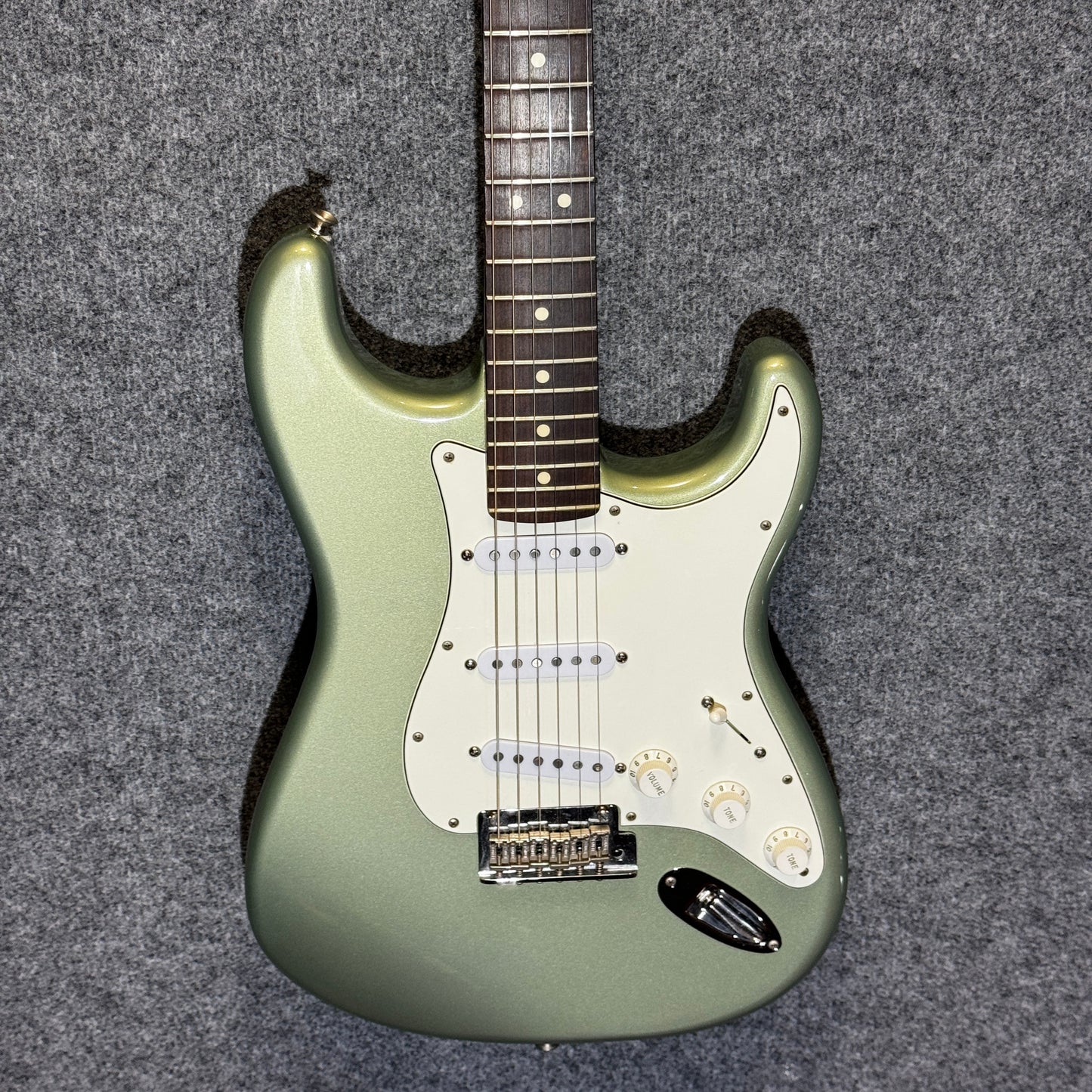 Fender Made in Mexico Player Series Stratocaster in Metallic Sage Green