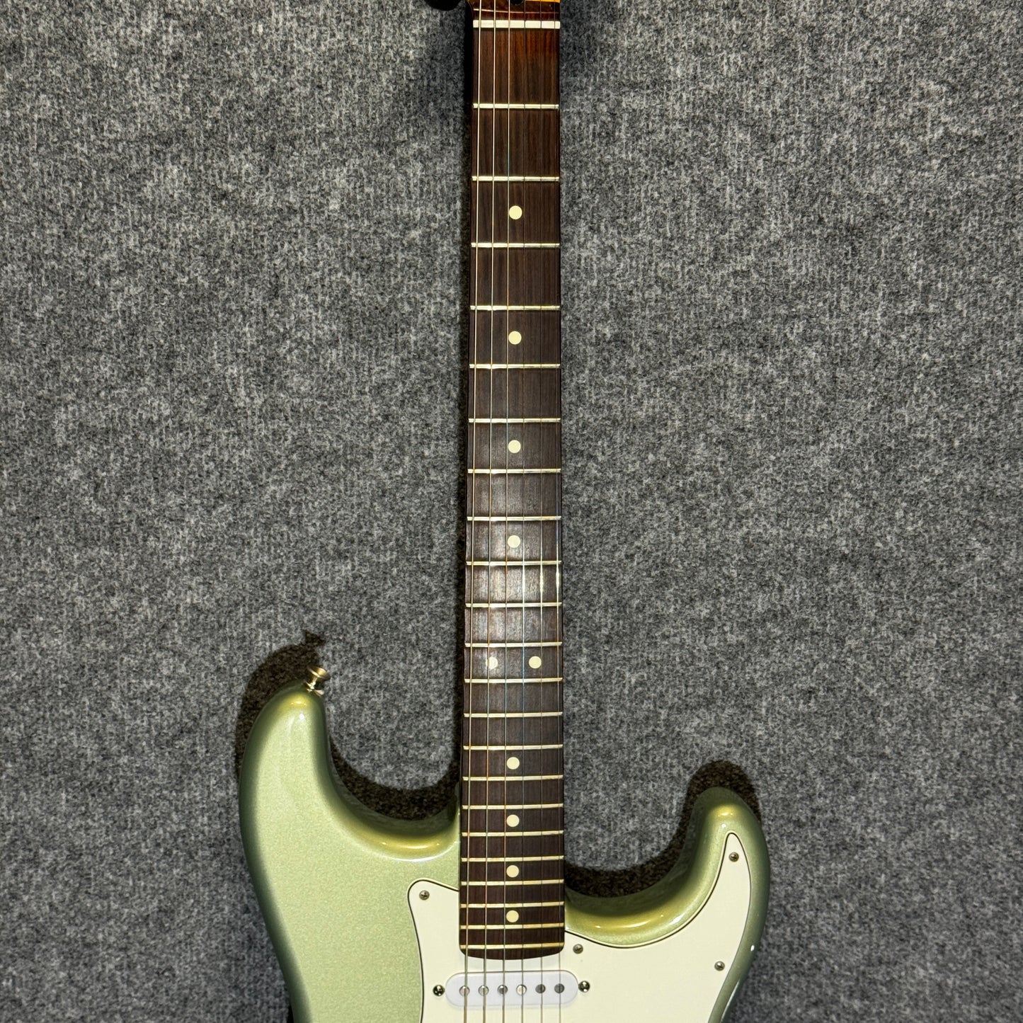 Fender Made in Mexico Player Series Stratocaster in Metallic Sage Green