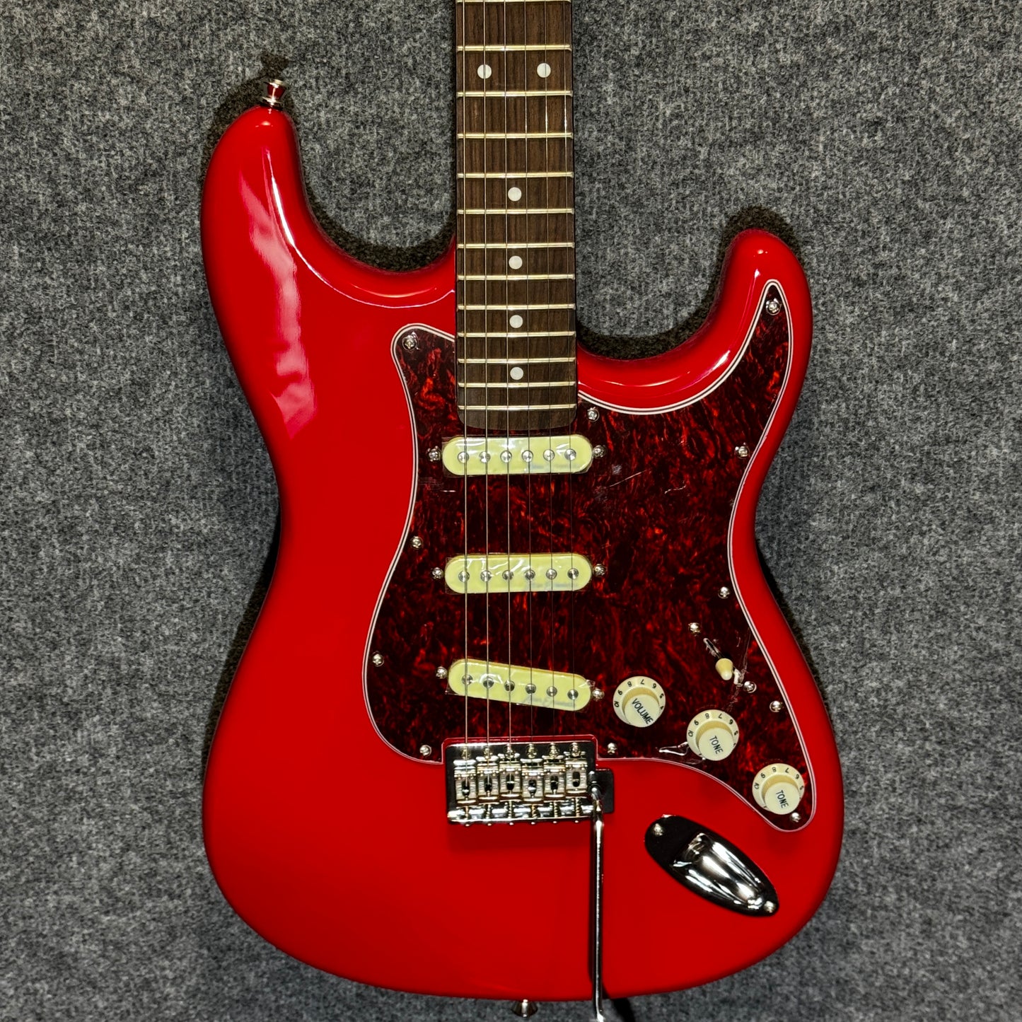 Vintage V60 S Type Electric Guitar