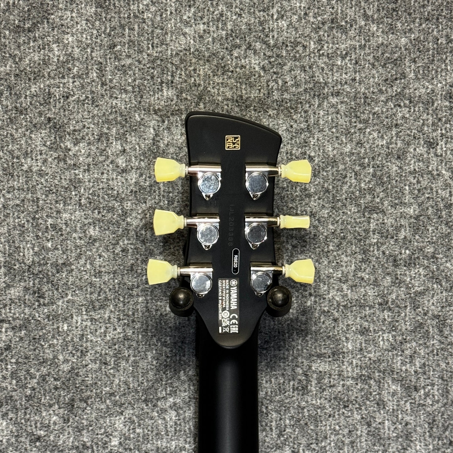 Yamaha Revstar RSE20 Electric Guitar Black