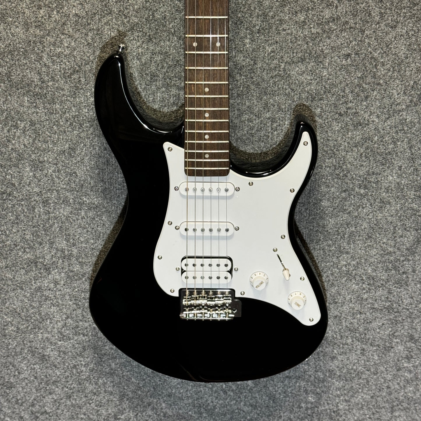 Yamaha Electric Guitar HSS Starter Pack