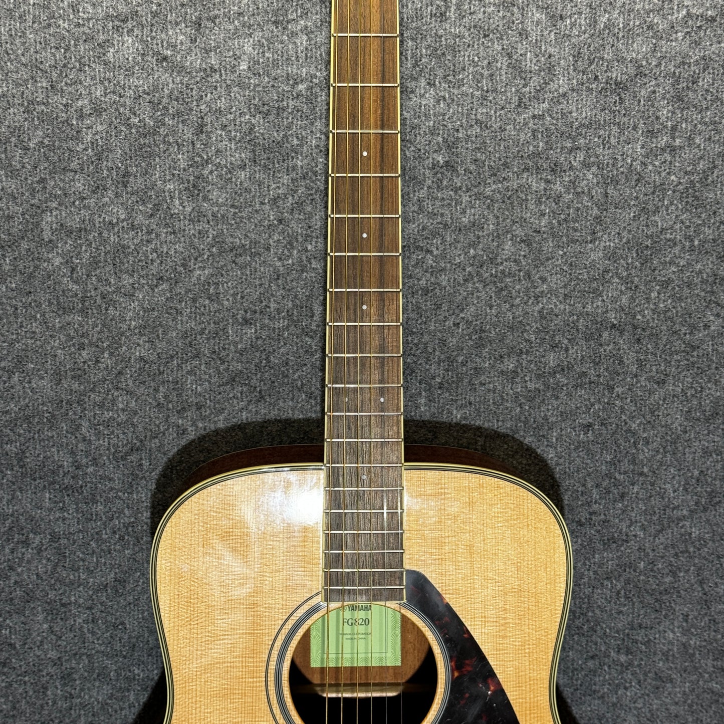 Yamaha FG820 Acoustic Guitar