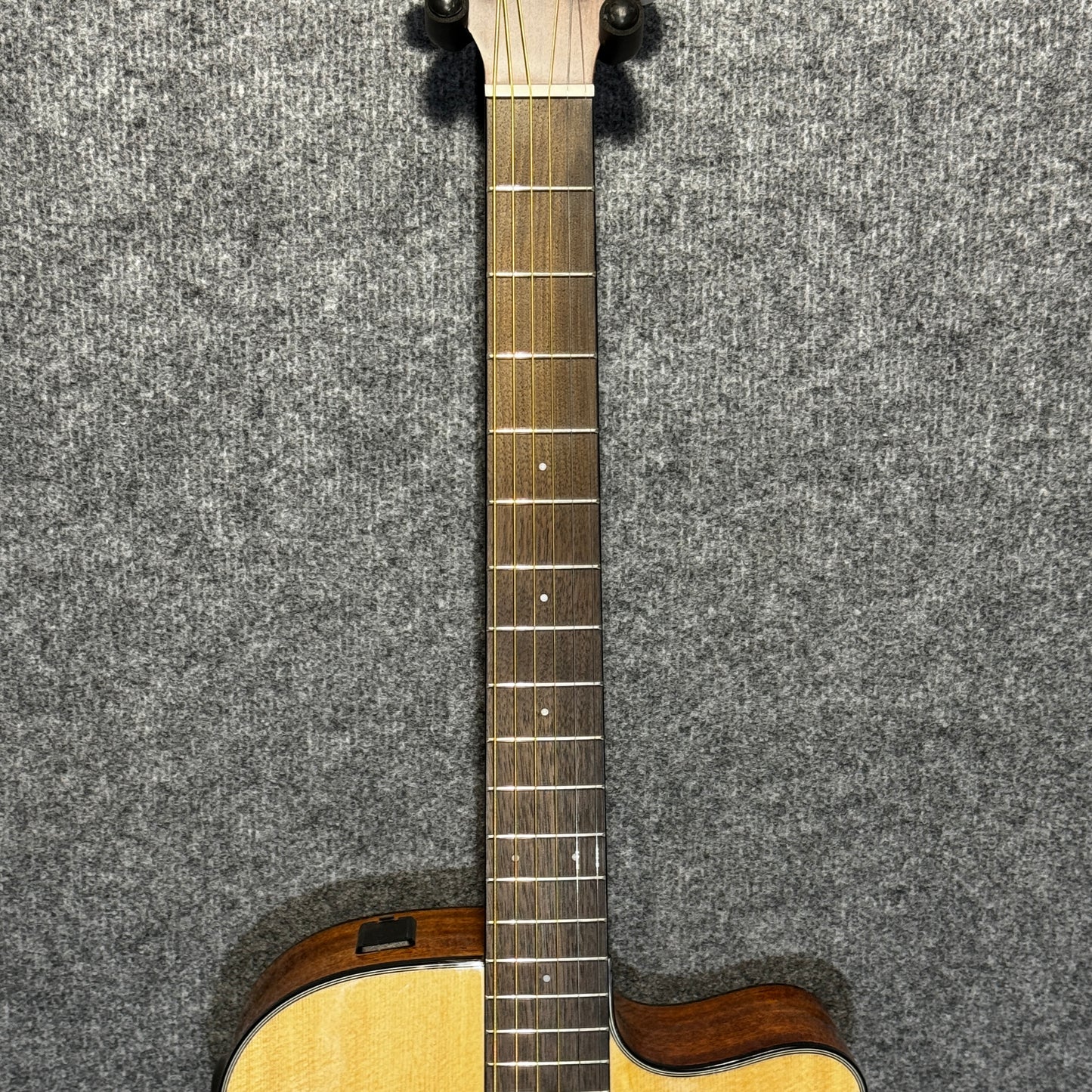 Yamaha FSX800C Electro-Acoustic Guitar