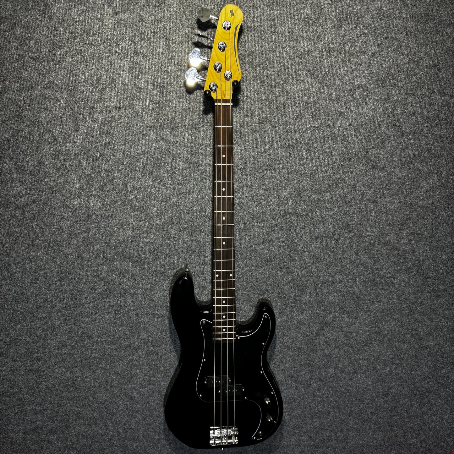 Stagg P Series Bass Guitar Black