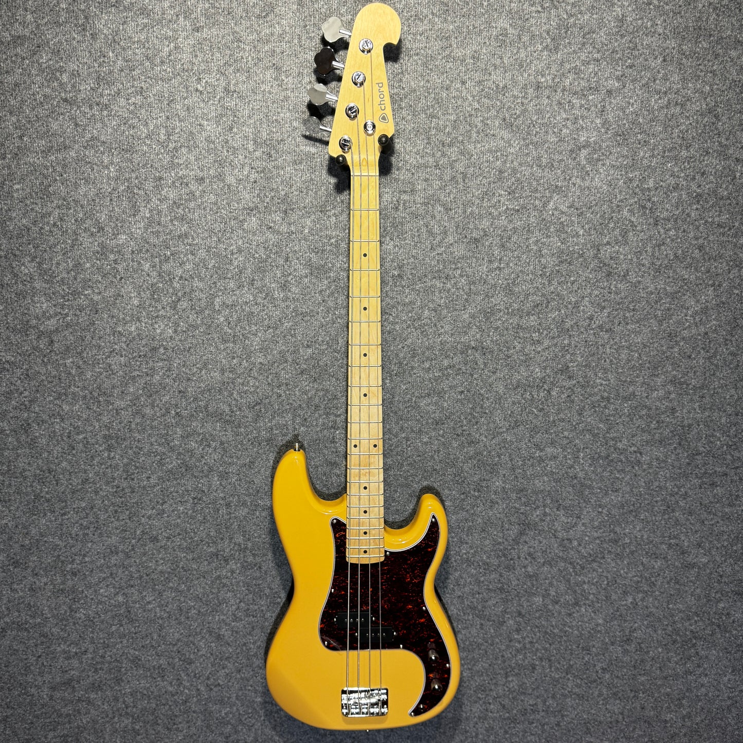 Chord P Style Bass Guitar Butterscotch Maple