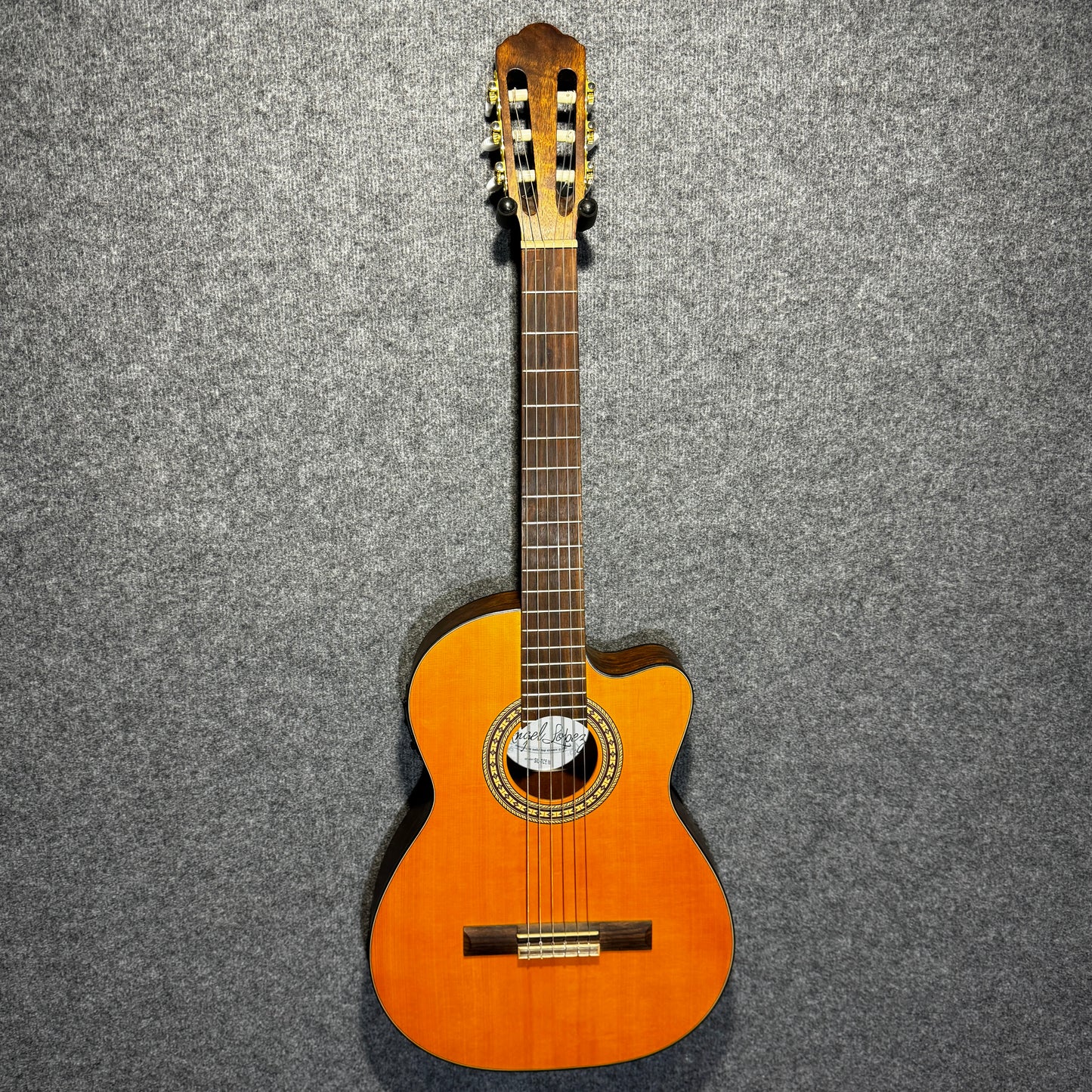 Angel Lopez Silvera Series 4/4 Electro-Classical Guitar