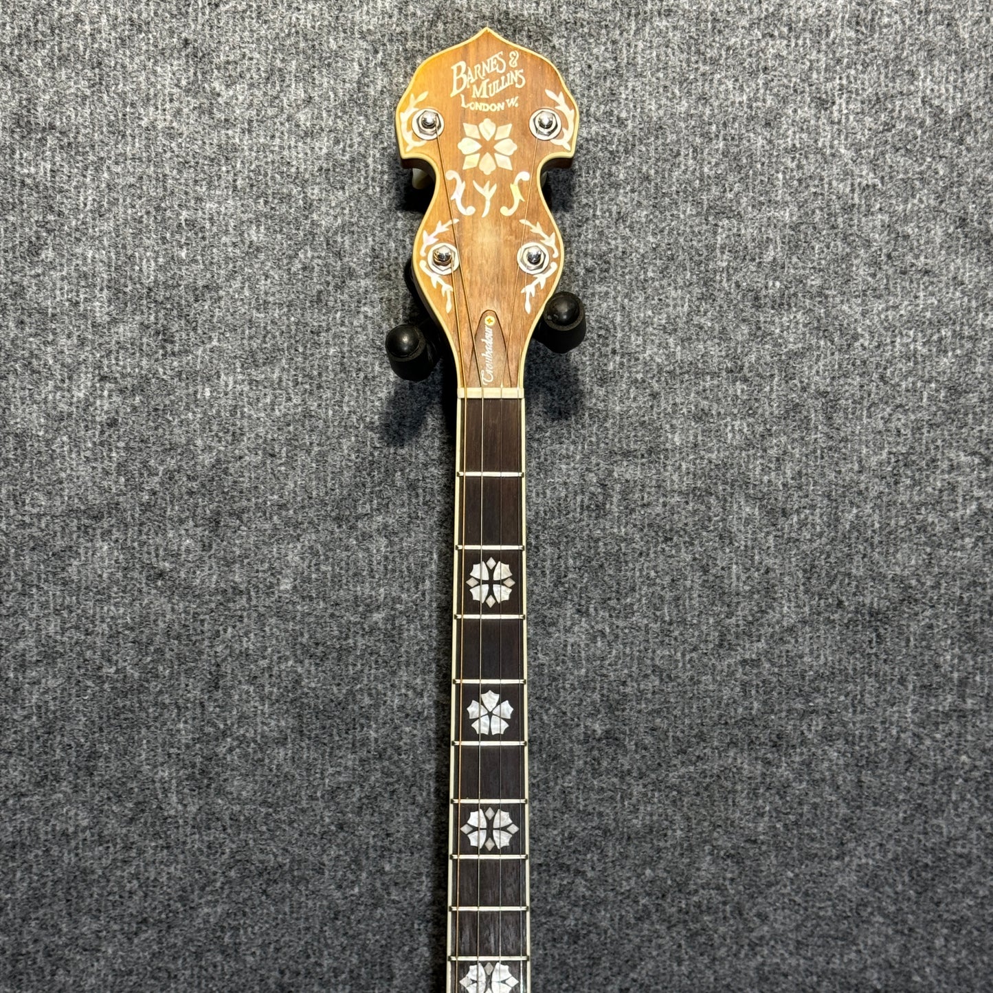 Barnes & Mullins Tenor Banjo