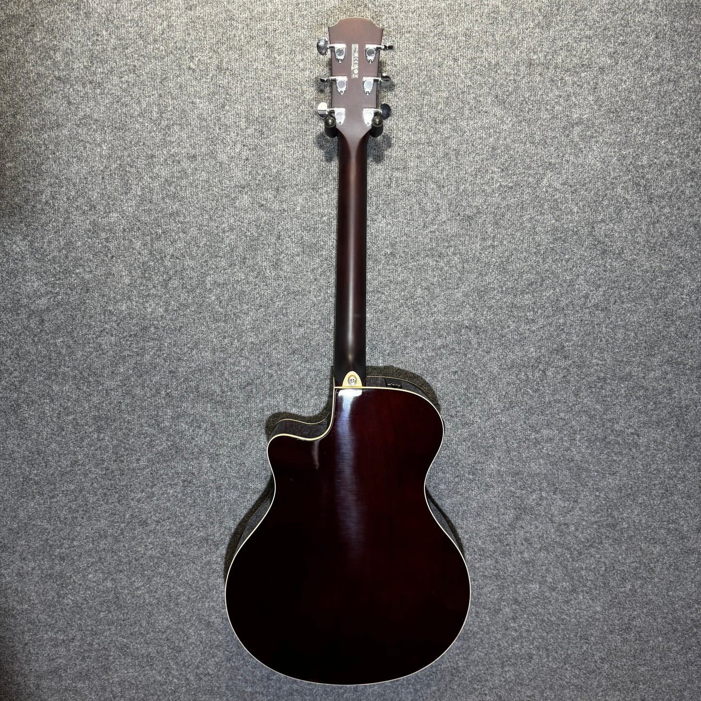 Yamaha APX600 Electro Acoustic Guitar
