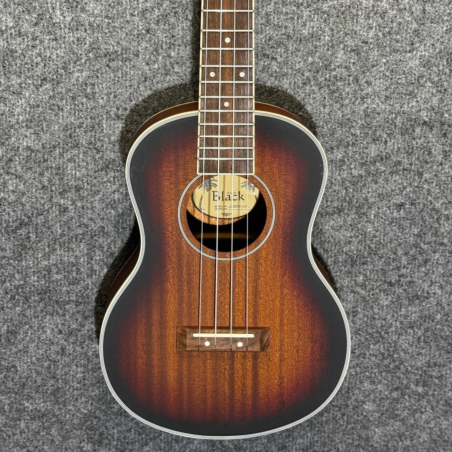 Adam Black TB120 Tenor Ukulele Sunburst