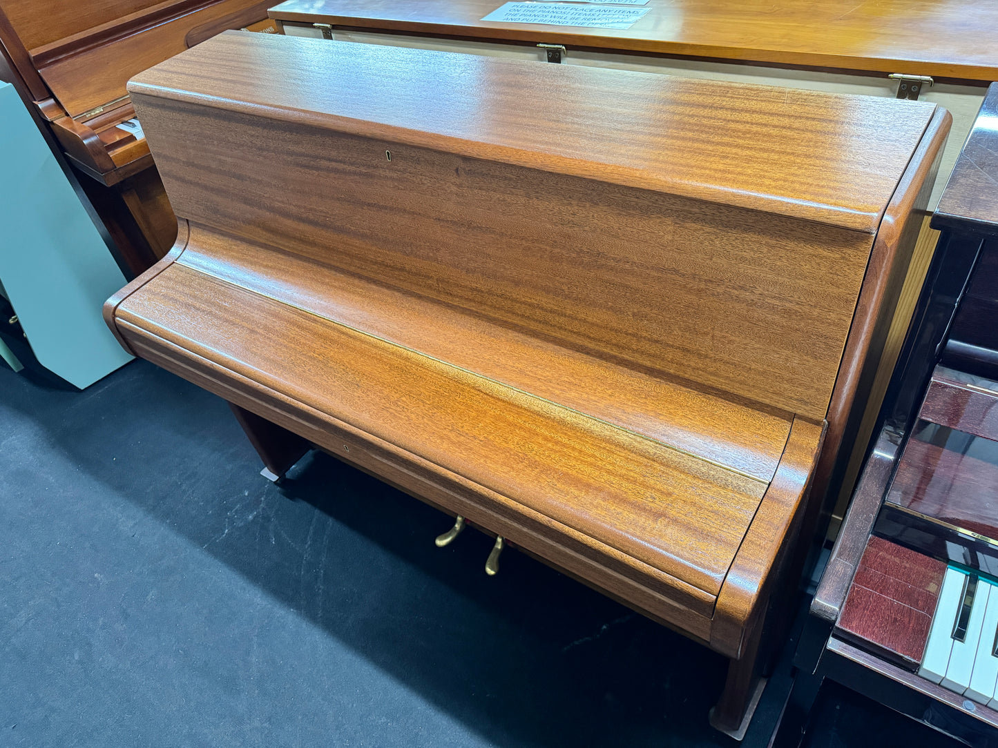 Welmar Upright Piano