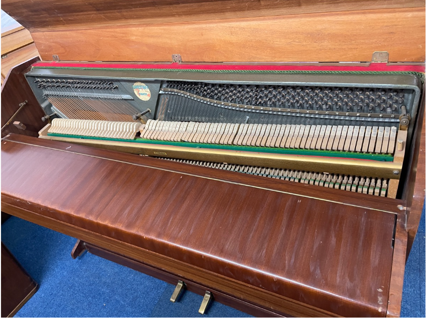 Eavestaff Upright Piano
