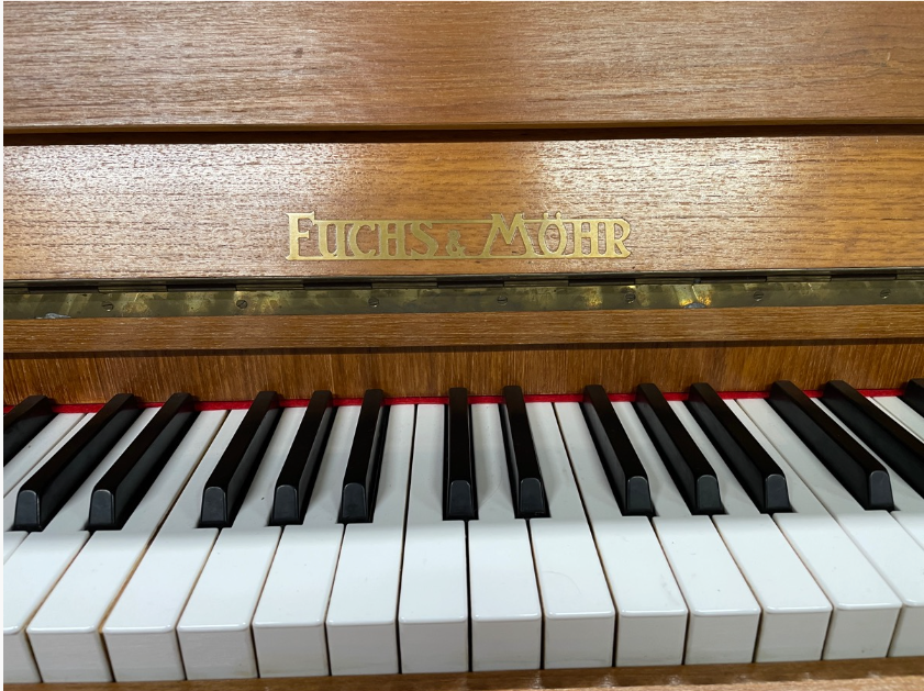 Fuchs & Mohr Upright Piano