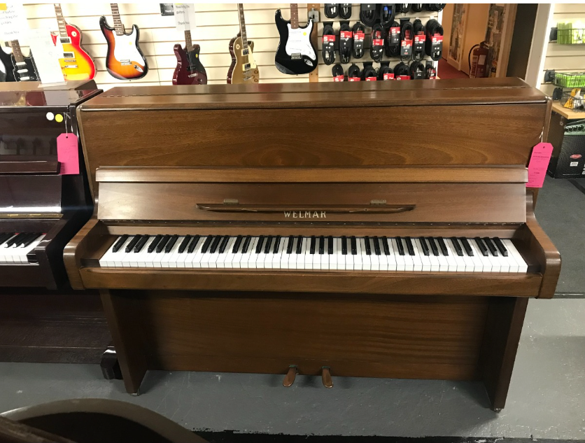 Welmar Upright Piano