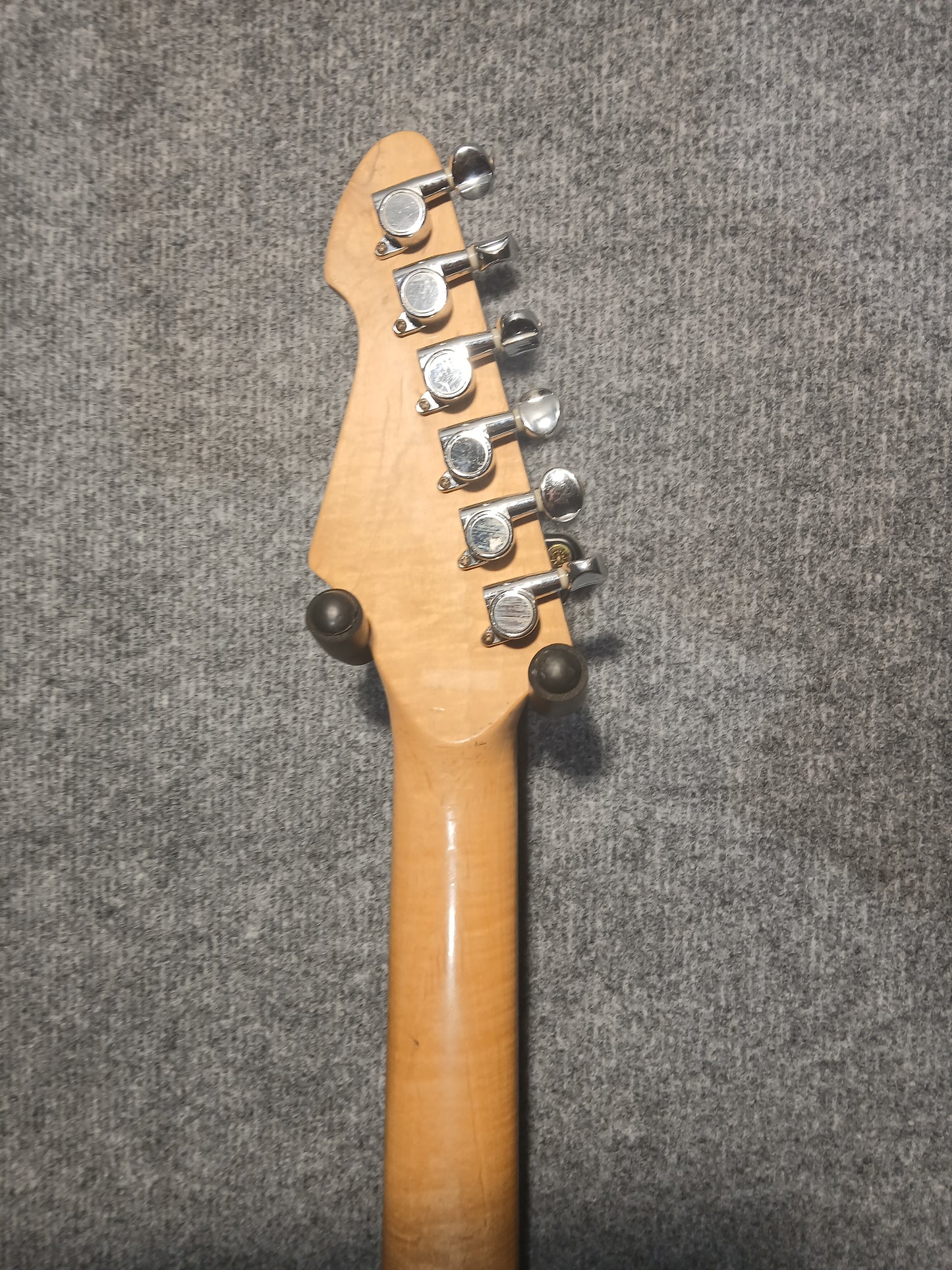 Peavey Raptor St Style Electric Guitar