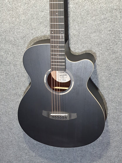 Tanglewood " Blackbird" Electro Acoustic Guitar