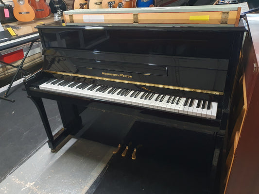 Monington & Weston Upright