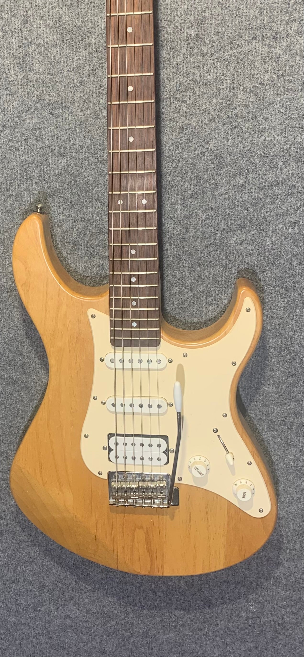 Yamaha Pacifica Electric Guitar