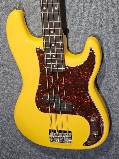 Chord P-Style Bass Guitar