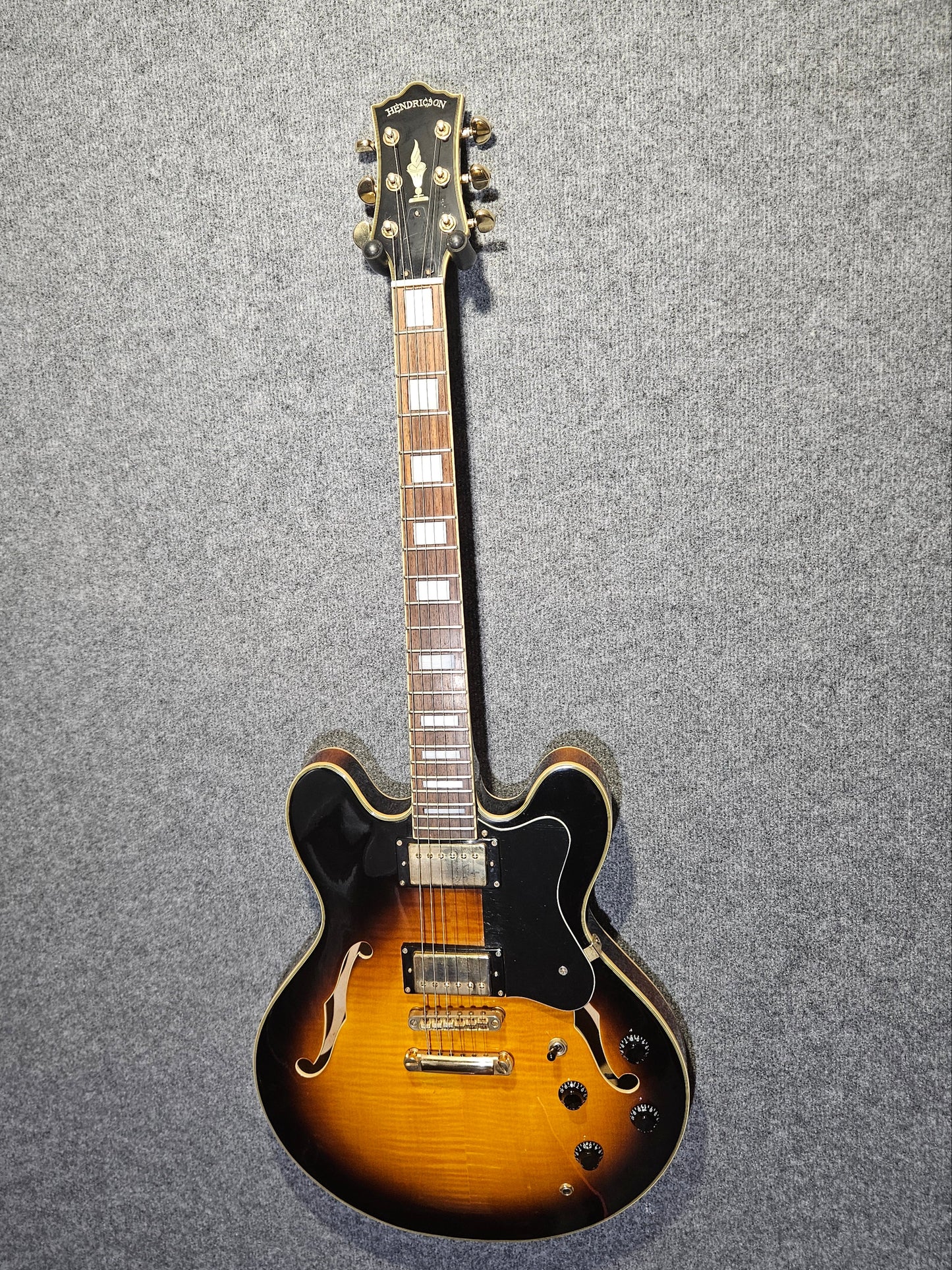 Hendricson "335 Type" Semi Acoustic Guitar