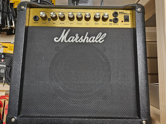 Marshall MG15DFX Guiatr Amp ( S/Hand)