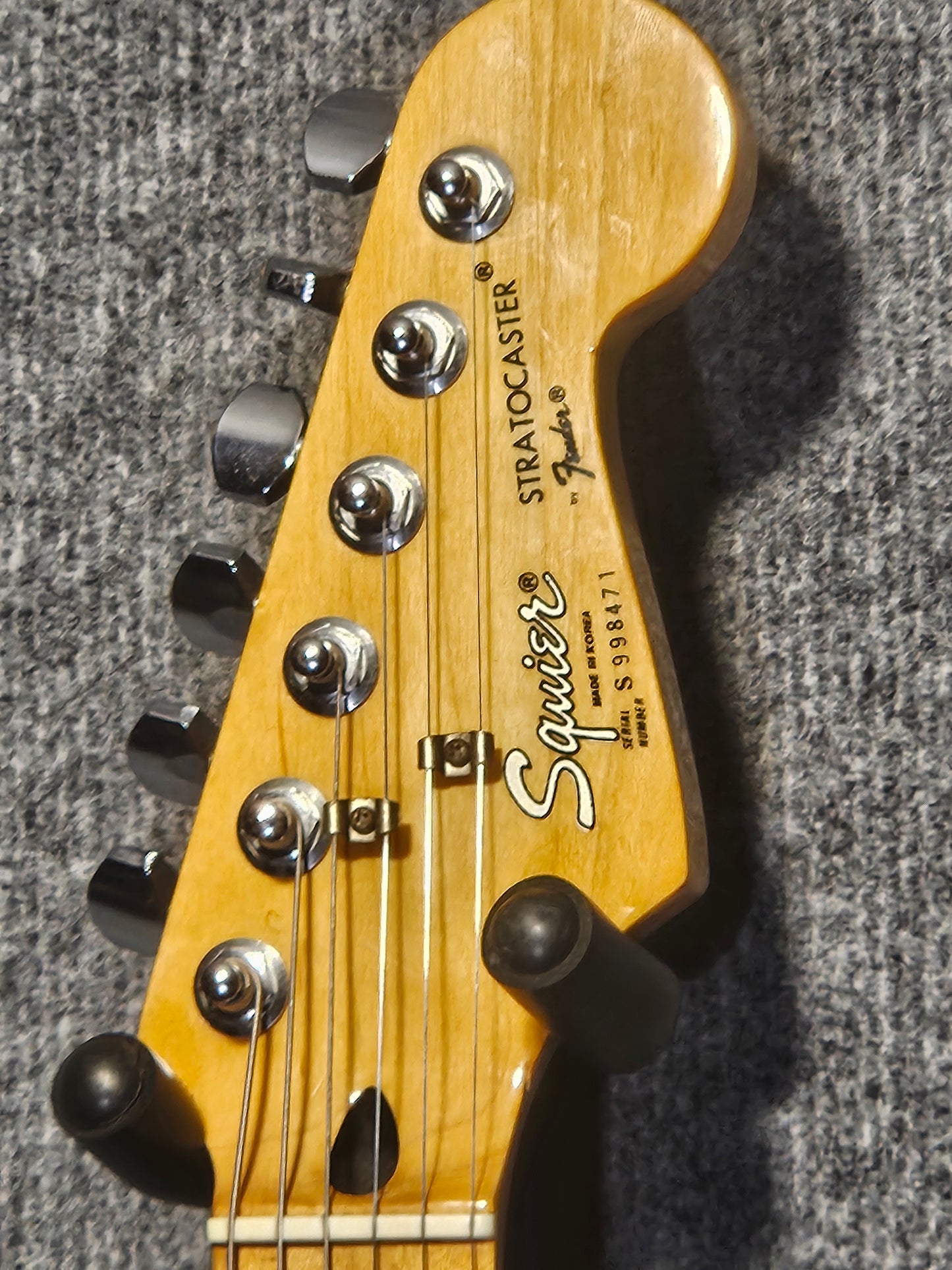 Fender Squier Stratocaster ( late 80s Korean Made)