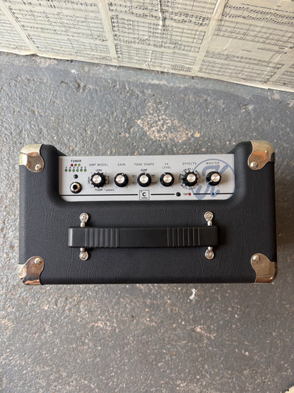 Kustom Carbon 25 Modeling Amplifier