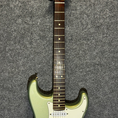 Fender Made in Mexico Player Series Stratocaster in Metallic Sage Green