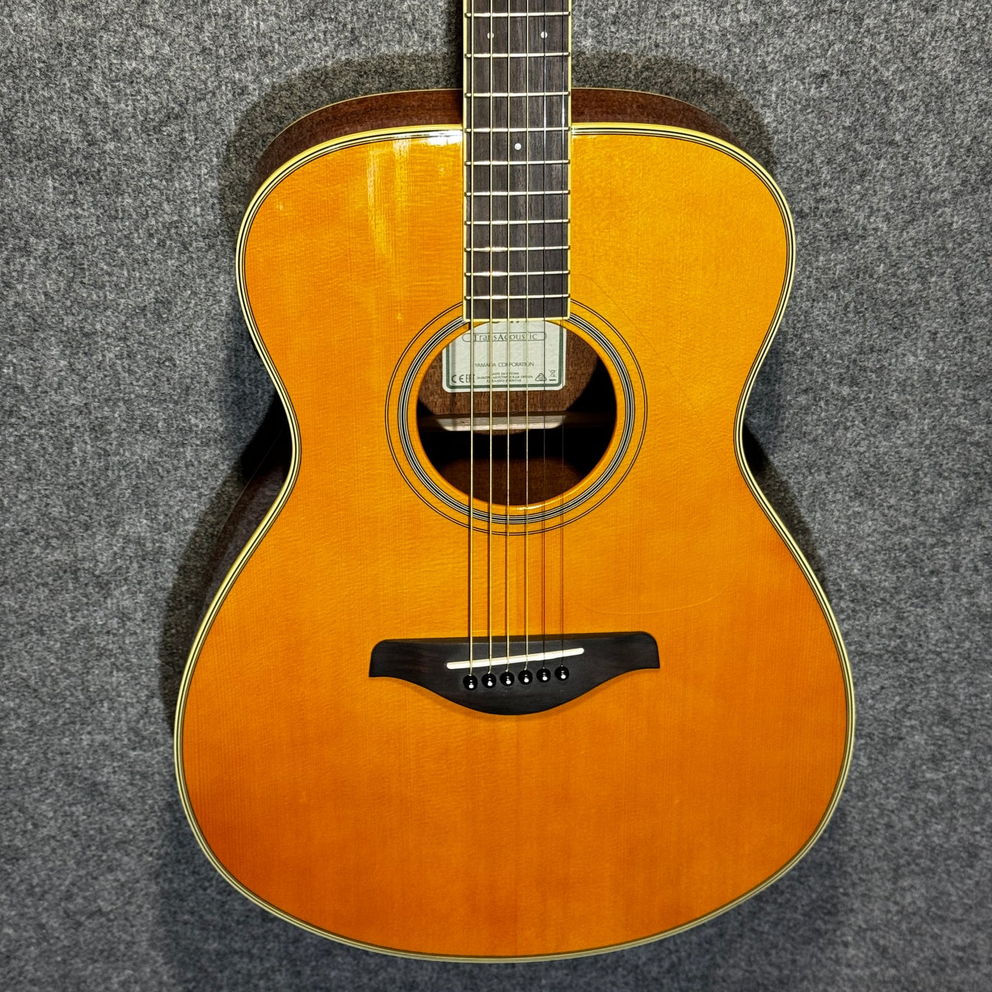 Yamaha TransAcoustic Folk Guitar with Built in Acoustic Reverb & Chorus