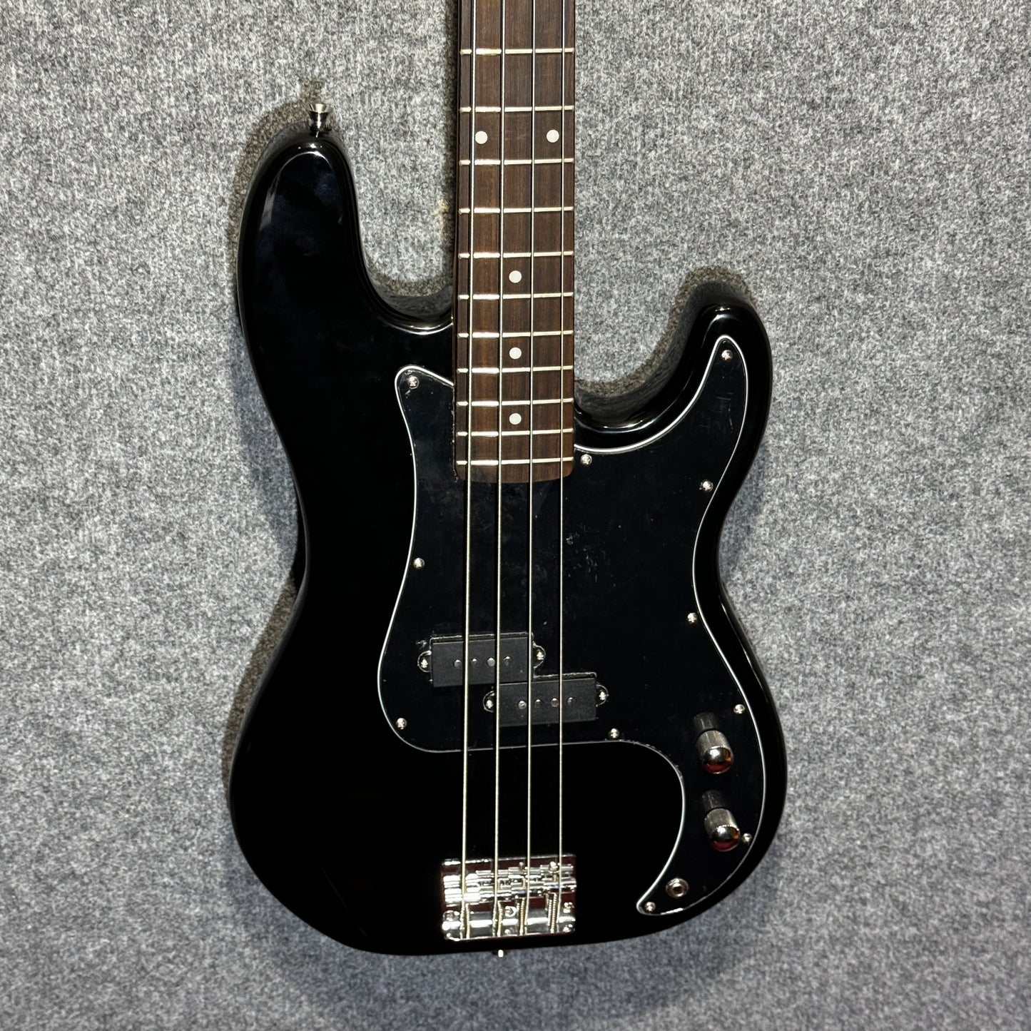 Stagg P Series Bass Guitar Black