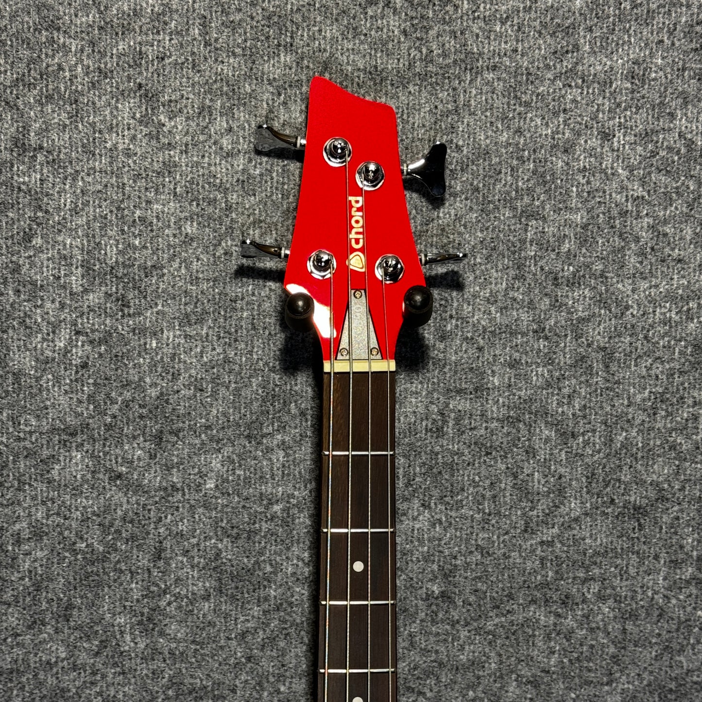 Chord PJ Style Bass Guitar Metallic Red