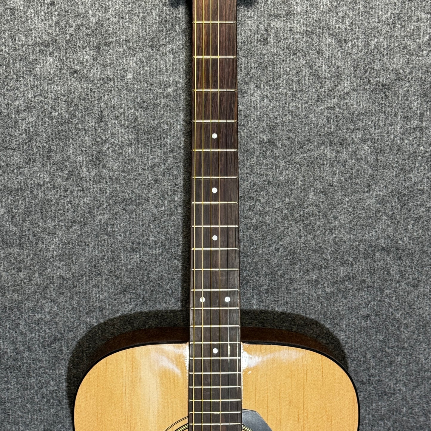 Yamaha F310 Acoustic Guitar