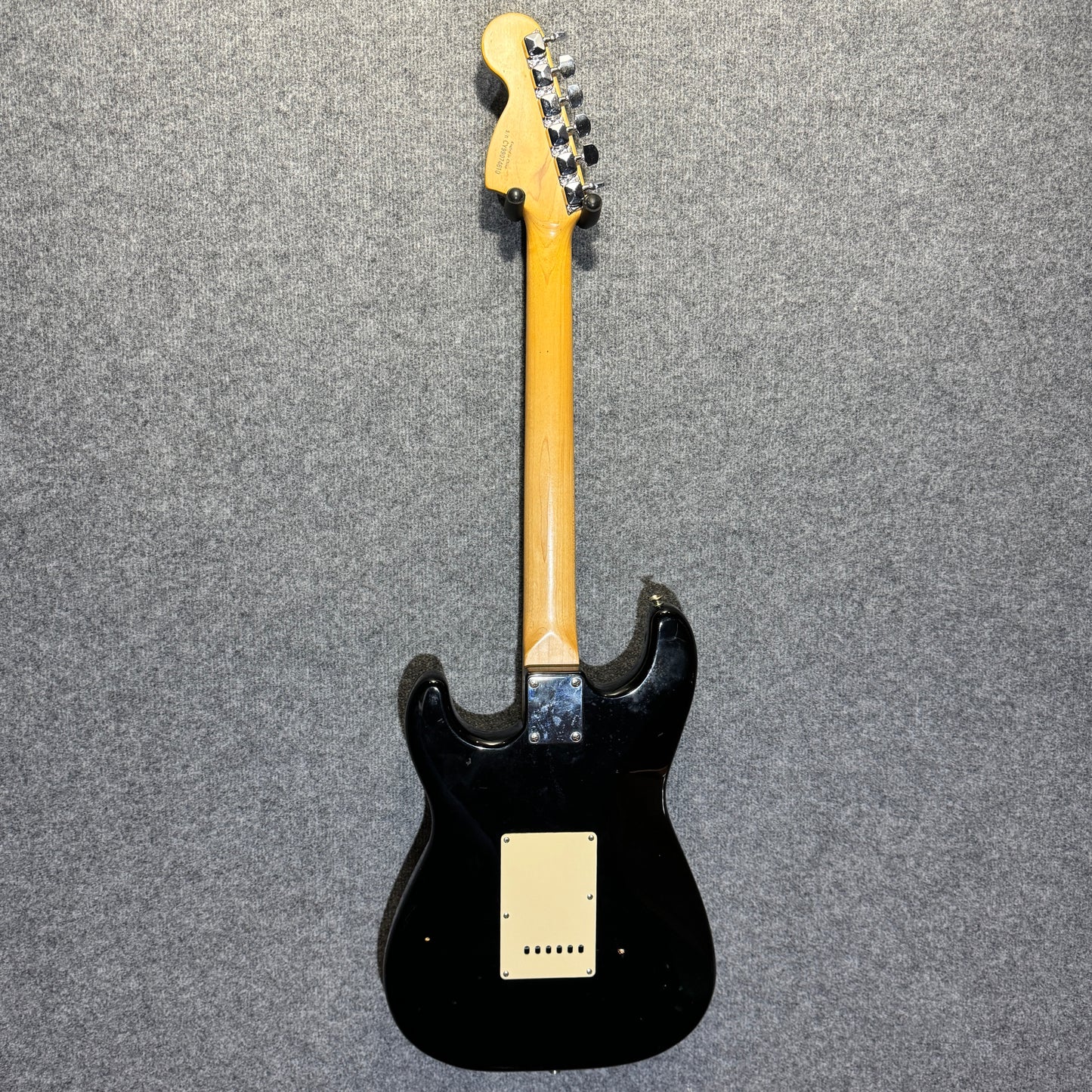 Squier Stratocaster in Black