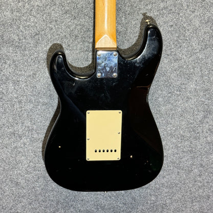 Squier Stratocaster in Black