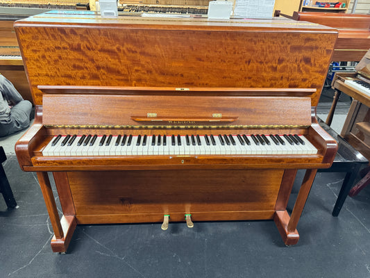 Welmar Fiddleback Upright Piano