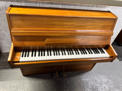 Barrett & Robinson 6 Octave Upright Piano