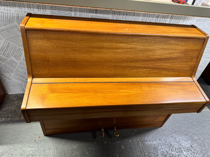 Barrett & Robinson 6 Octave Upright Piano