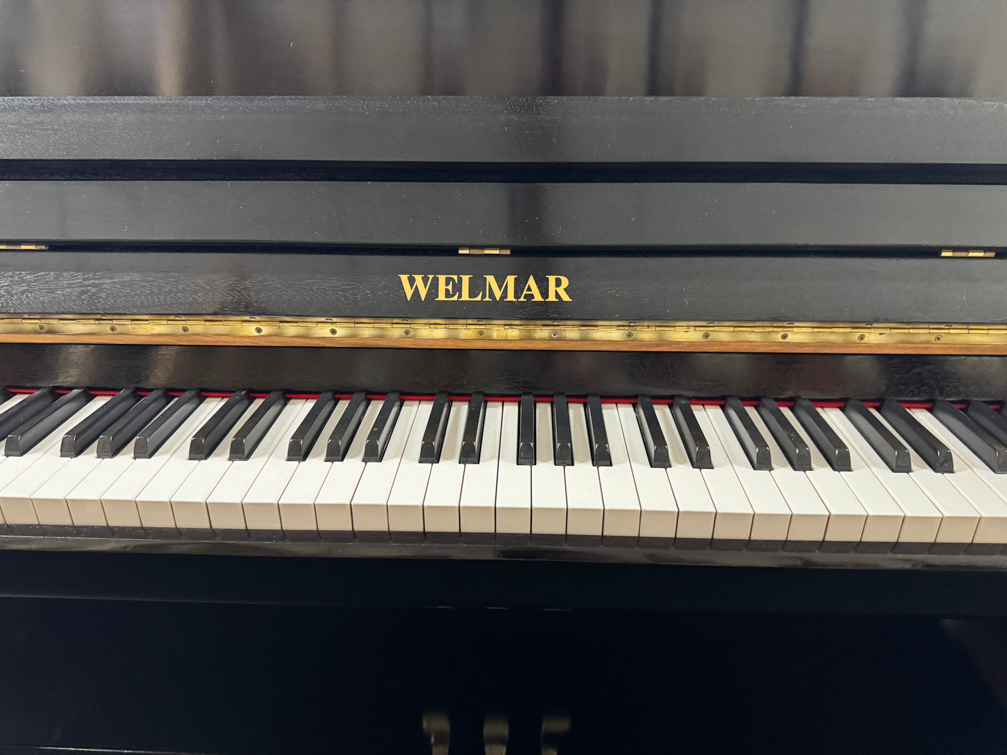 Welmar Black Upright Piano